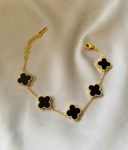 Black clover chain bracelet